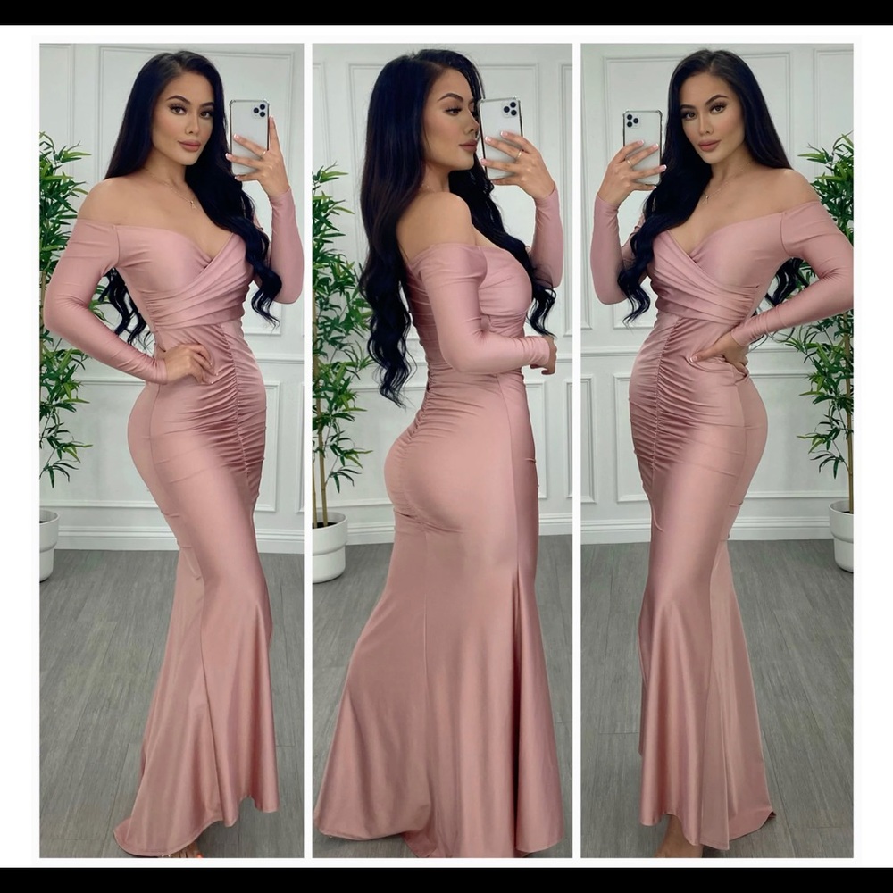 Ginas Boutique- Queen Vibes Gown - Mauve